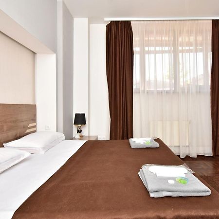 Hotel Aaa Erywań Zewnętrze zdjęcie